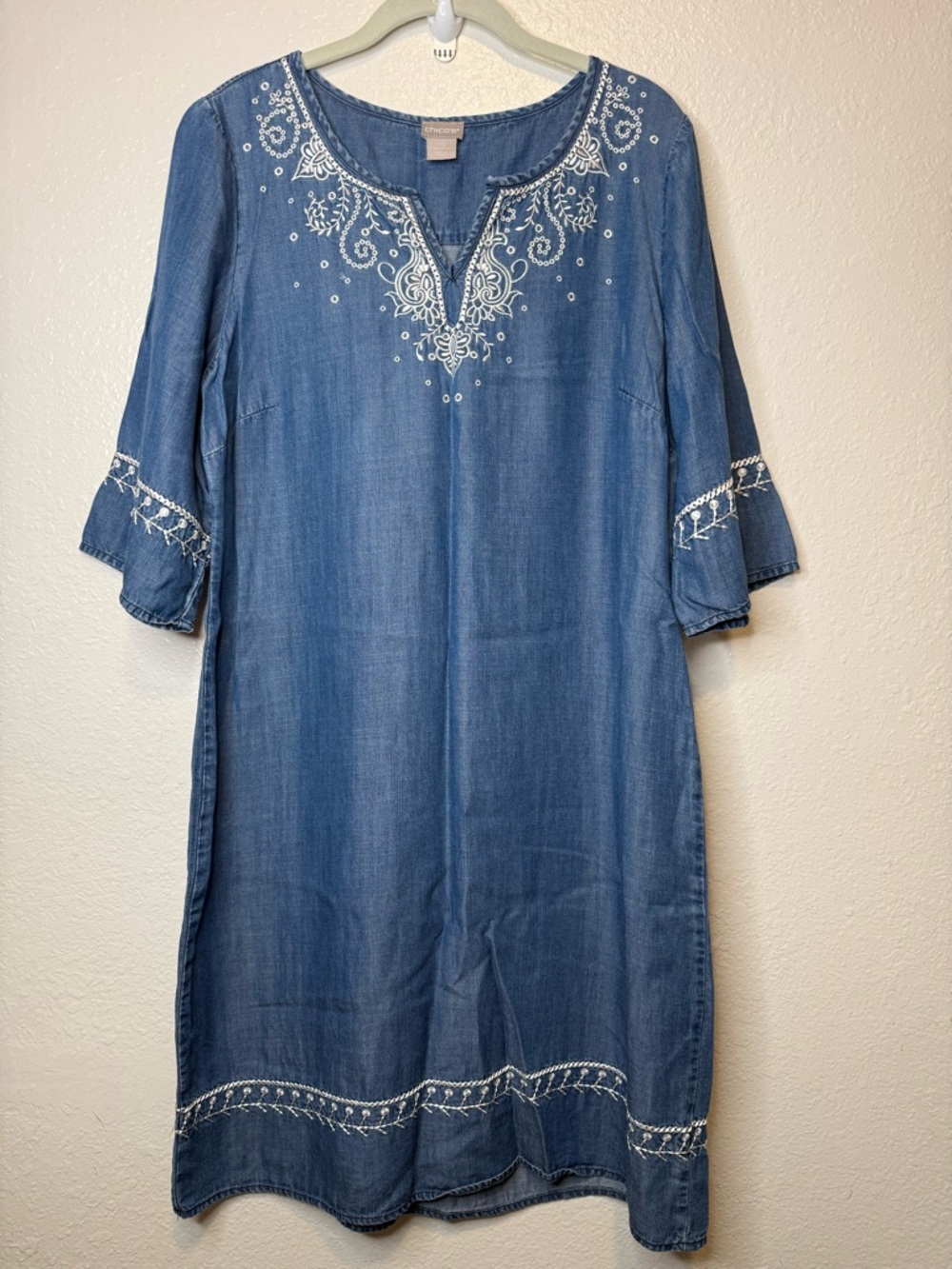 Chico’s Embroidered Denim Chambray Dress Size 1.5 (10) Boho Preppy Resort